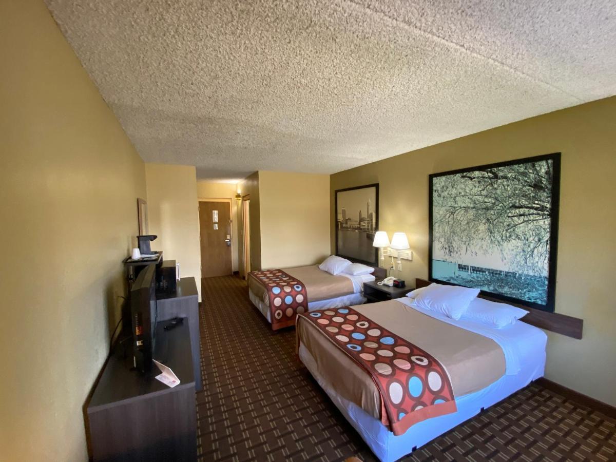 Hotel Super 8 By Wyndham Port Clinton Exterior foto